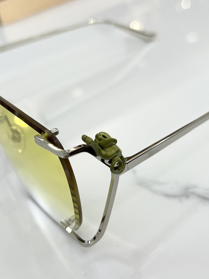 Cartier Sunglasses - Model CT-04