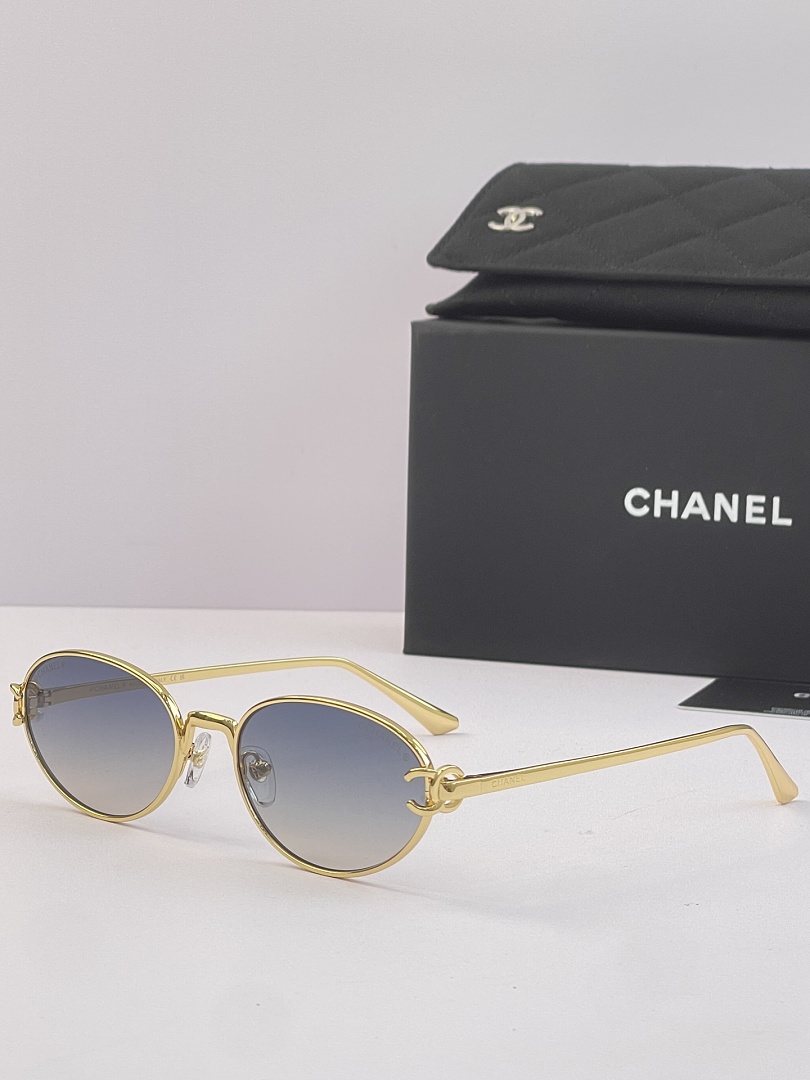 Chanel Sunglasses - Model CH-09