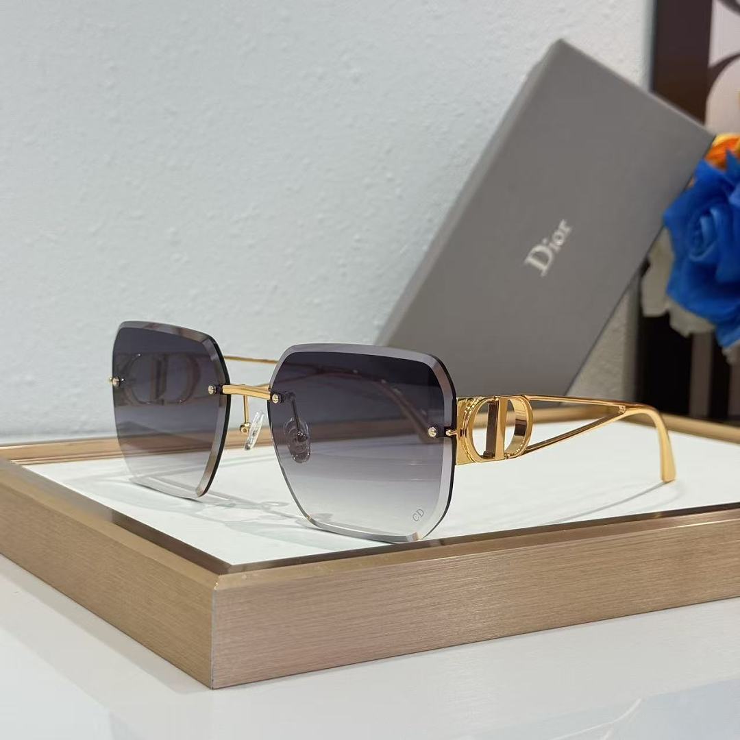Dior Sunglasses - Model DR-08