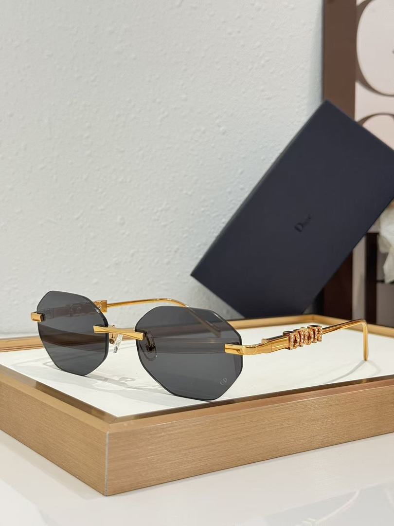 Dior Sunglasses - Model DR-12
