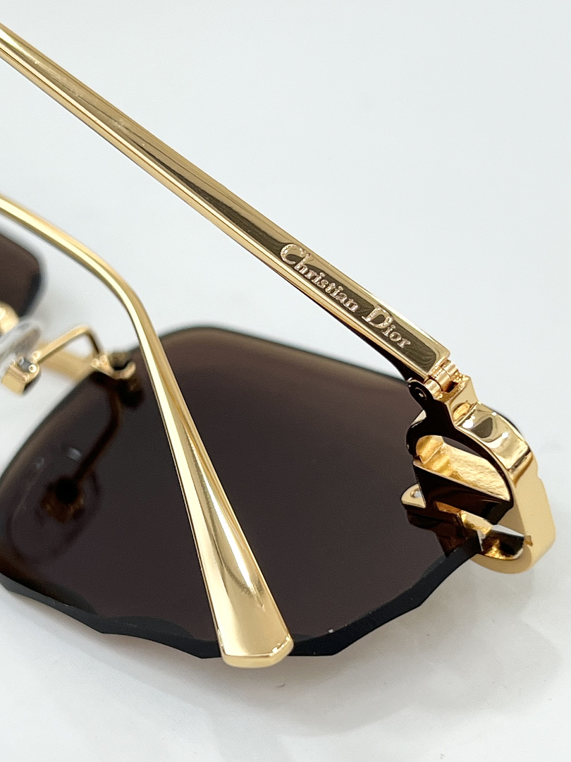Dior Sunglasses - Model DR-19