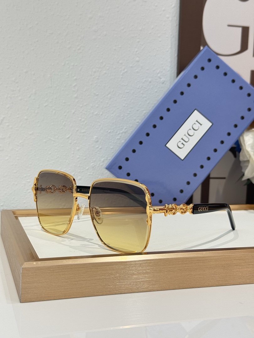 Gucci Sunglasses - Model GC-02