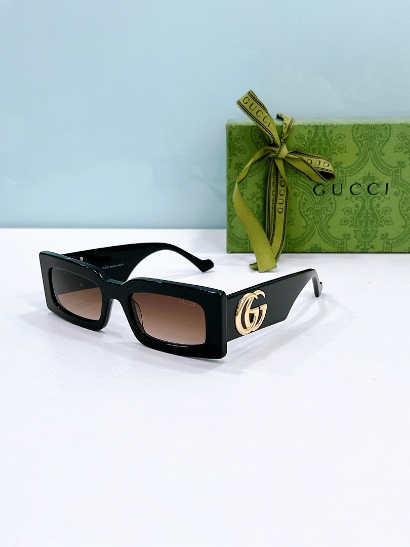 Gucci Sunglasses - Model GC-07