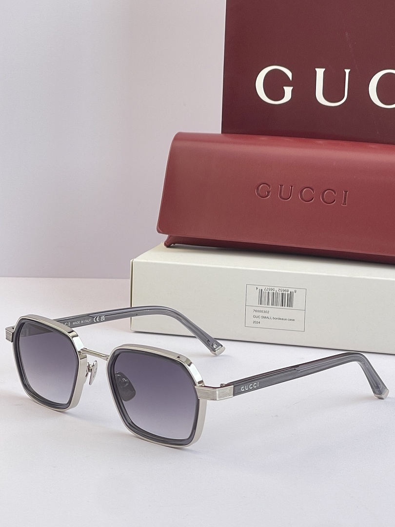 Gucci Sunglasses - Model GC-18