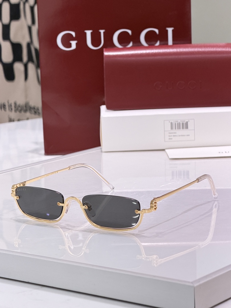 Gucci Sunglasses - Model GC-19