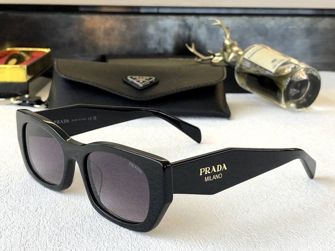 Prada Sunglasses - Model PR-03