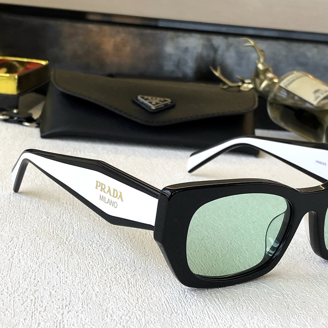 Prada Sunglasses - Model PR-04