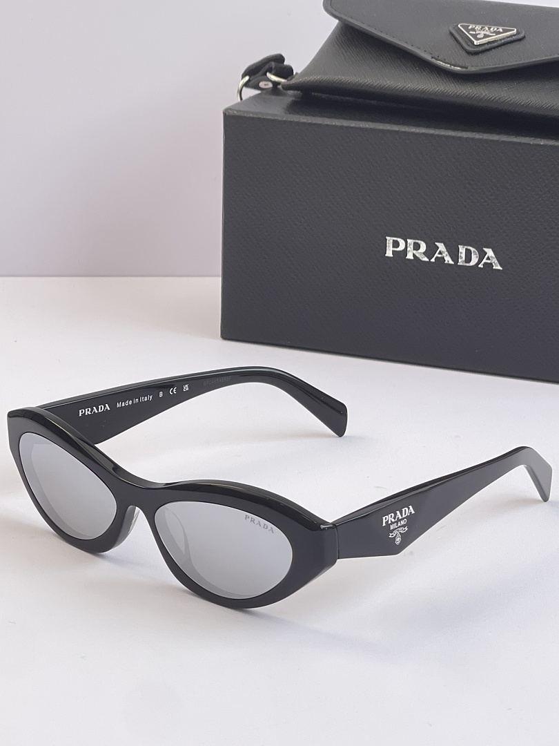Prada Sunglasses - Model PR-20