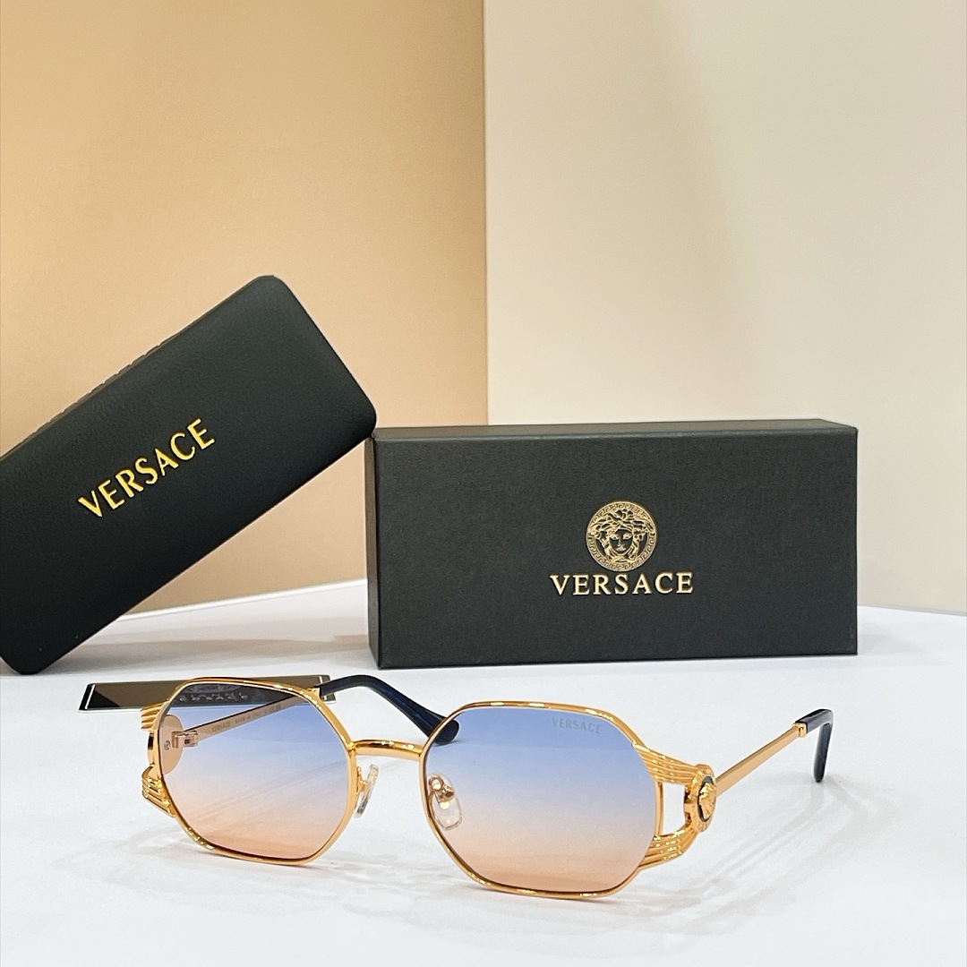 Versace Sunglasses - Model VS-07