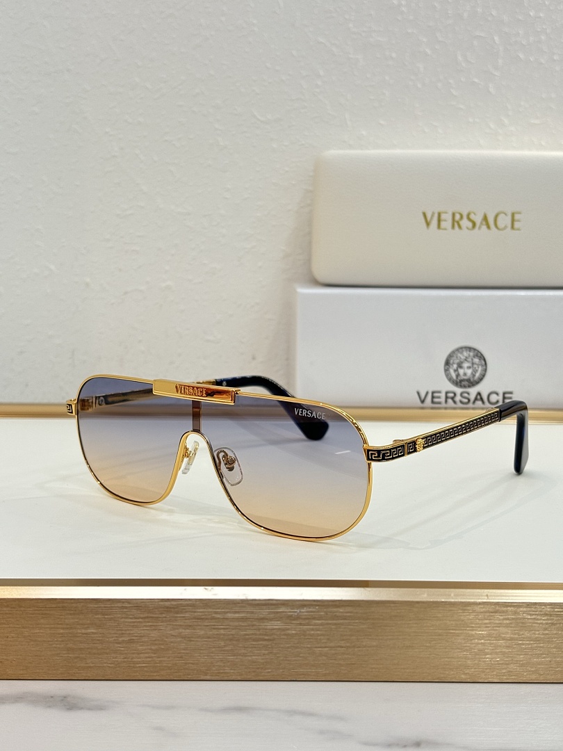 Versace Sunglasses - Model VS-15